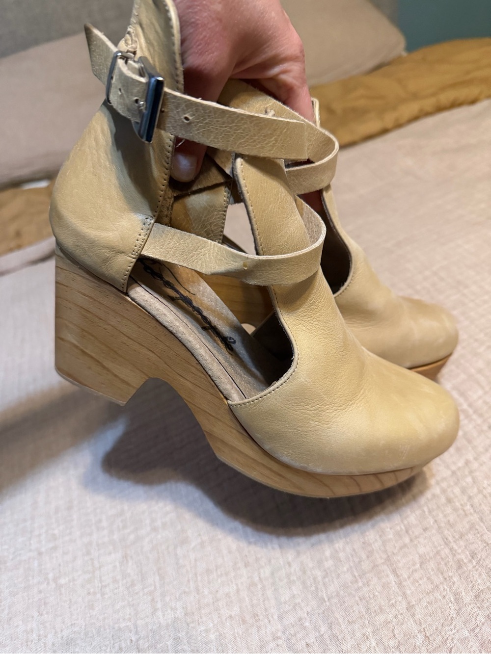 FREE PEOPLE Cedar Leather Platform Clogs, Size 8 women’s BOHO